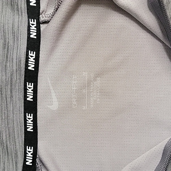 Women's Nike Alabama Crimson Tide Pacer Performance Pullover, Gray, Medium, EUC - Picture 6 of 8